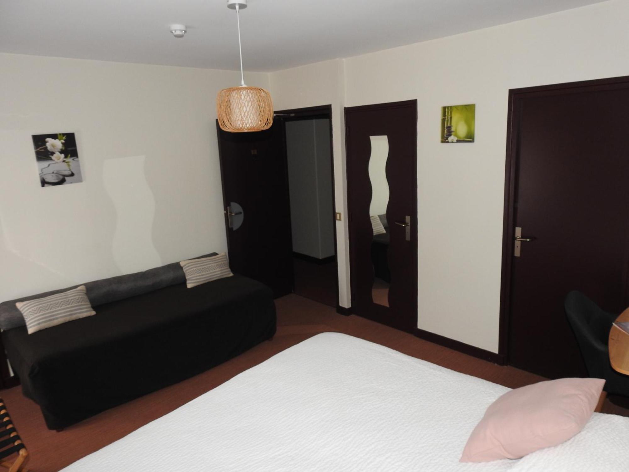 Le Barriol Hotel Saint-Julien-Chapteuil Екстериор снимка