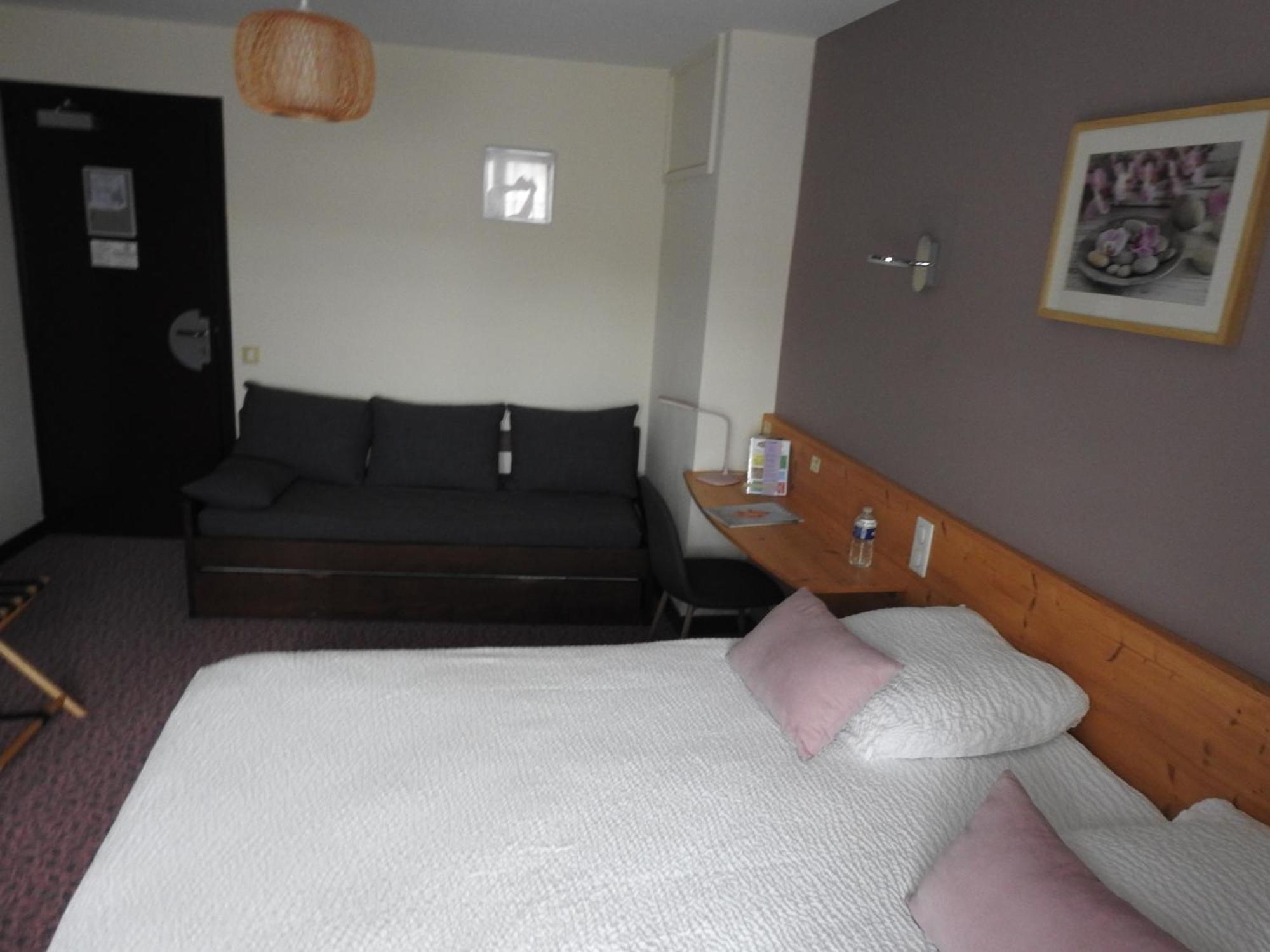 Le Barriol Hotel Saint-Julien-Chapteuil Екстериор снимка